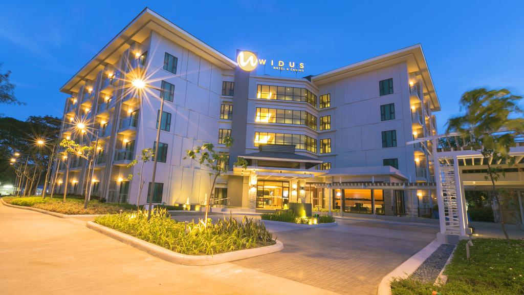Widus Hotel Clark